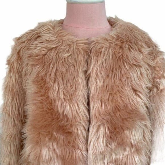 Chelsea28 Faux Fur Jacket in Pink Size Medium NWT - Picture 7 of 13